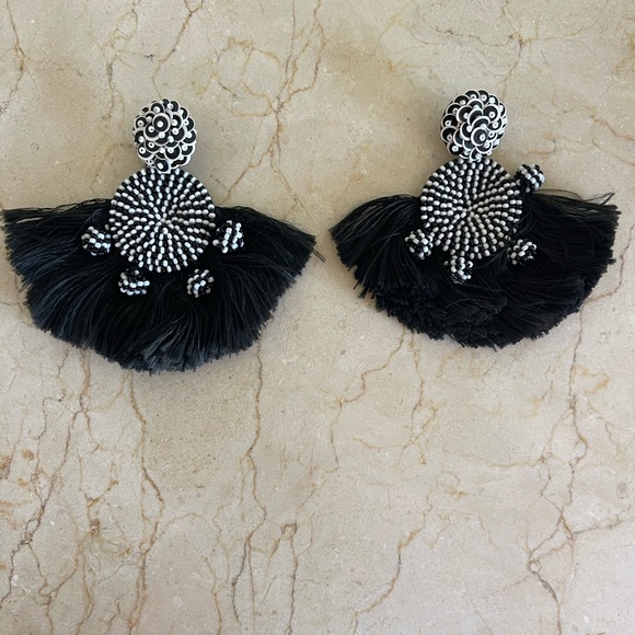 Tassel Fringe Earrings - Picture 6 of 8